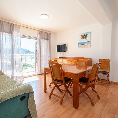 Apartamento Rhodes Vista Al Mar Appartement Roses Buitenkant foto
